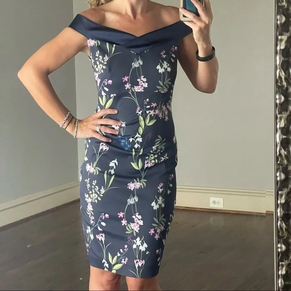 Karen Millen | off shoulder vavavoom pencil dress - Picture 7 of 9